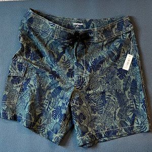 Goodthreads Men's Swim Trunks, 32" Waist, Green Parrot Print